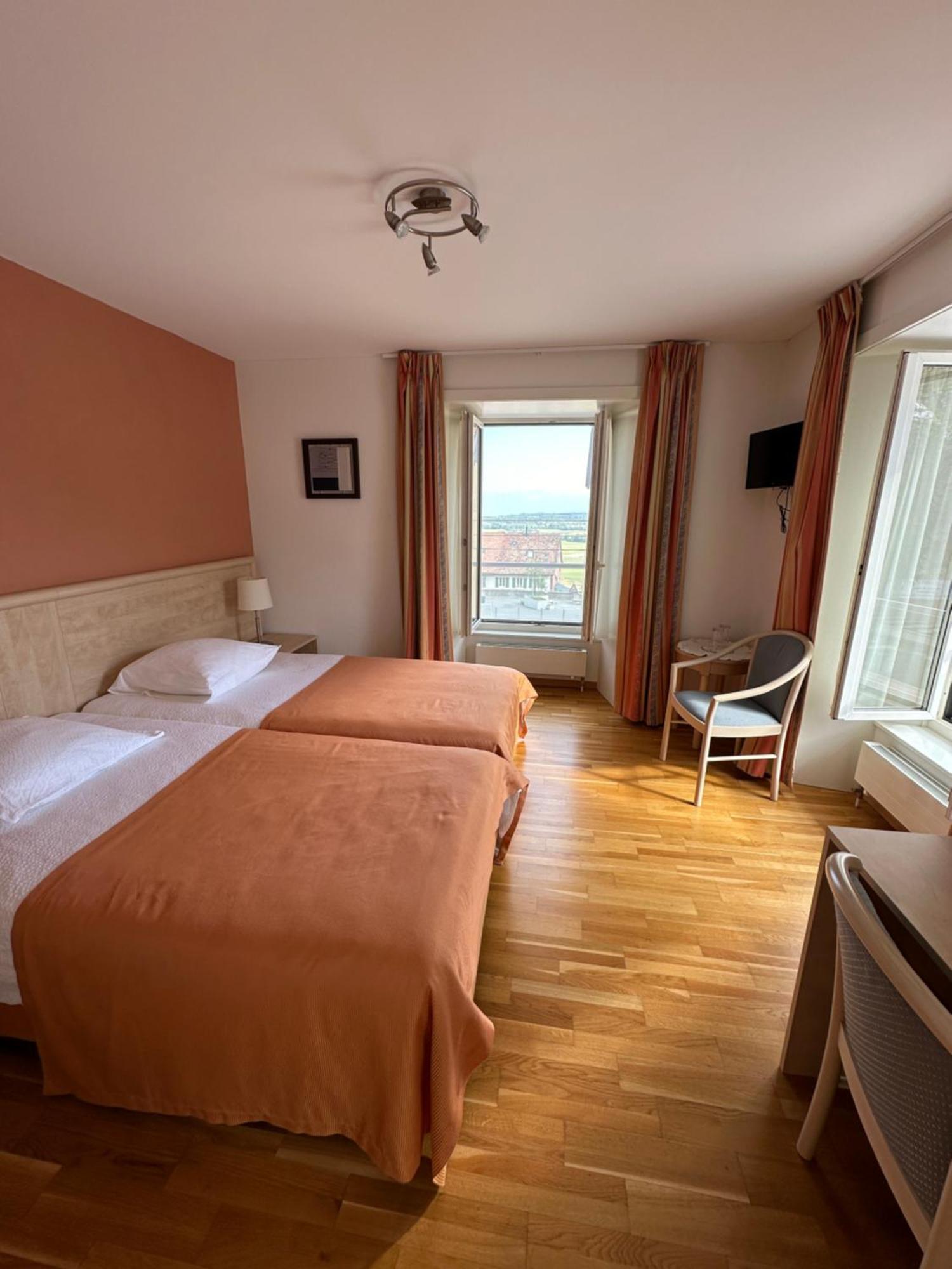 Auberge Aux Deux Sapins Montricher Bagian luar foto
